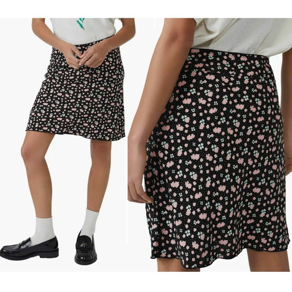 New Free People IRL Mini Black Floral Skirt Size 6